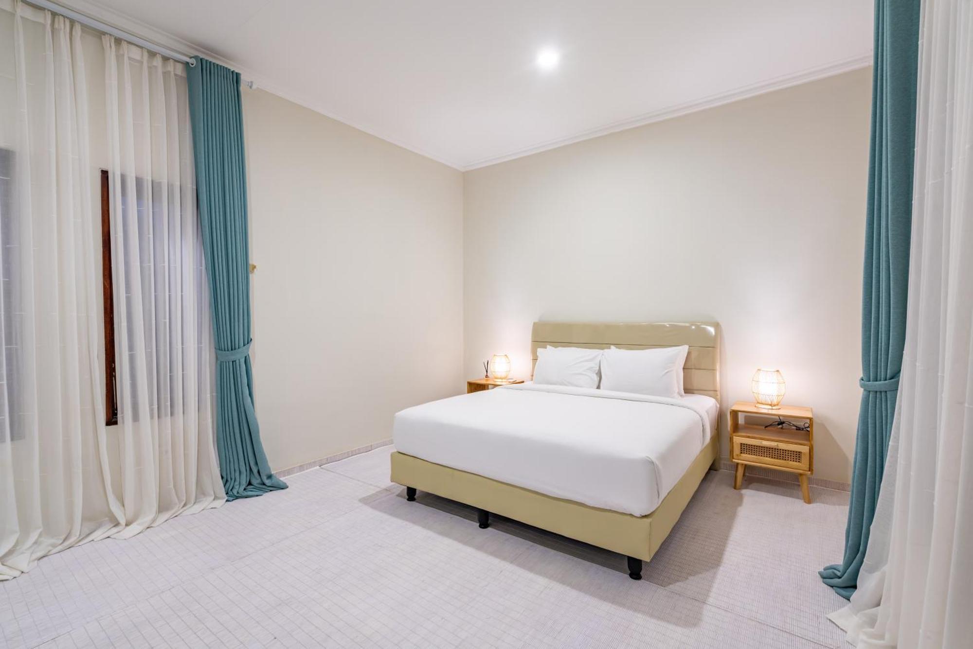 Villa Zoya - 10 Mins Walking To Batu Bolong